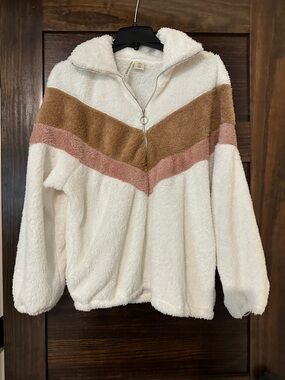 Plush Chevron Sherpa Half-Zip Jacket - White with Brown & Pink